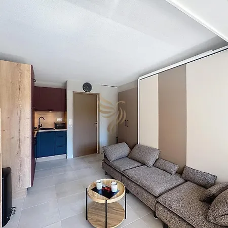 Appartamento Coco'b, 4p, A/c, Wi-fi, 500m, Parking Fréjus